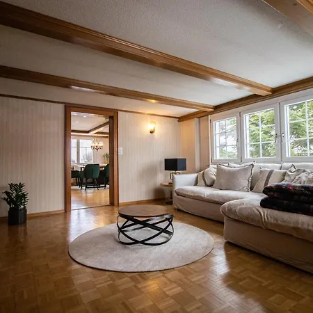 Cosy Family House